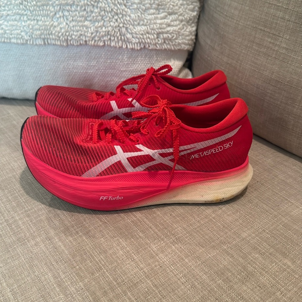 ASICS meta speed sky plus